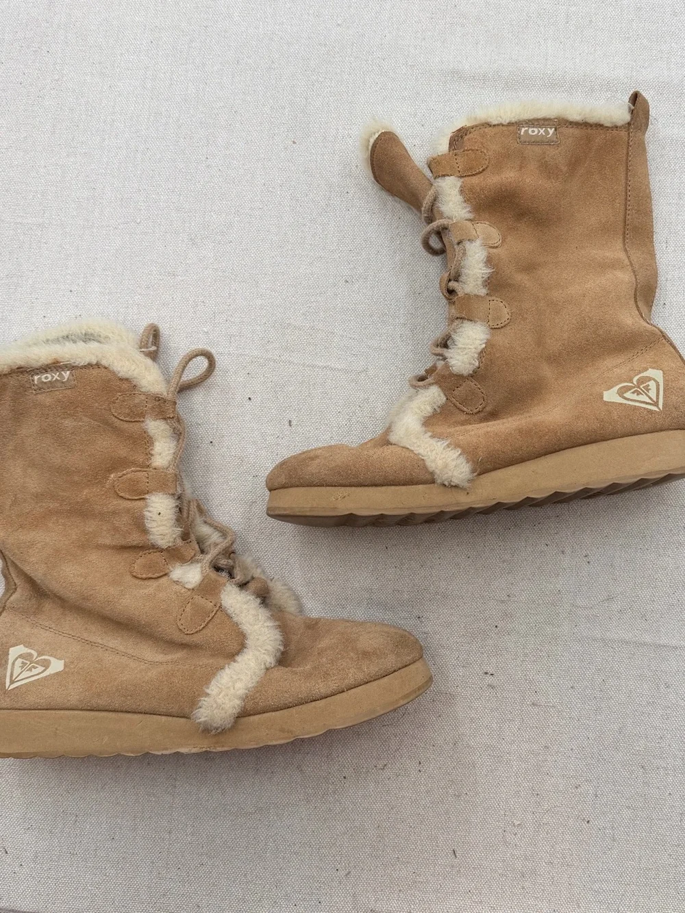 Roxy Women's Tan Suede Shearling Lace-Up Winter Boots